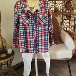 NWOT PLAID BUTTON UP SHIRT
